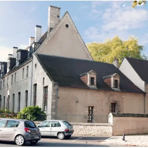 HOTEL MERCURE LE BOURBON