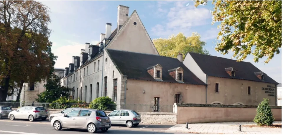 HOTEL MERCURE LE BOURBON