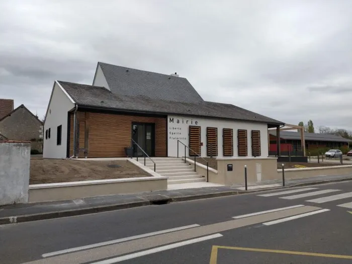 Mairie – BOULLERET (18)